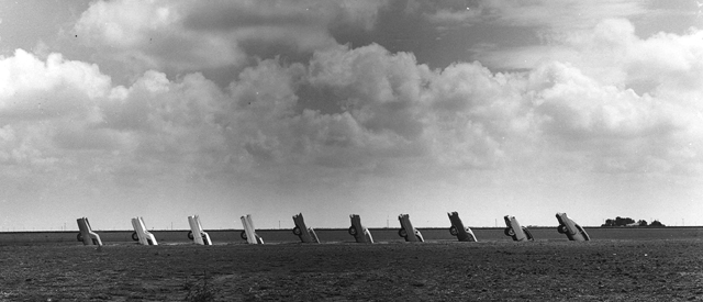 Cadillac-Ranch-3